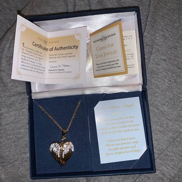 Guardian Angel Diamond Locket Necklace - Picture 4 of 6